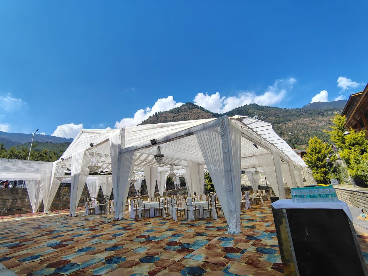 Hotel Dev-Lok swarg by the beas- your getway to heaven Manali